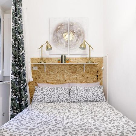 Pied-A-Terre Domusuite Rhome Colosseo Roma Dış mekan fotoğraf
