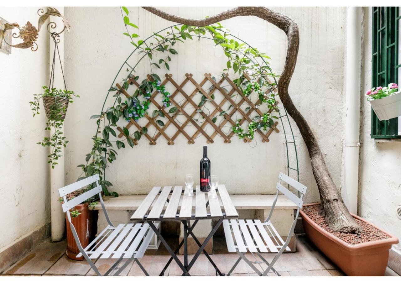 Pied-A-Terre Domusuite Rhome Colosseo Roma Dış mekan fotoğraf
