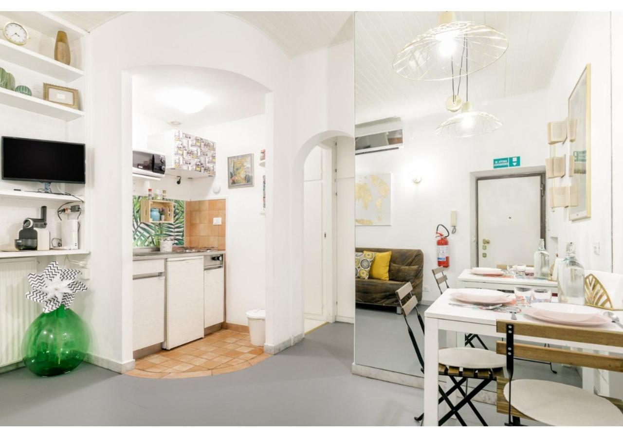 Pied-A-Terre Domusuite Rhome Colosseo Roma Dış mekan fotoğraf