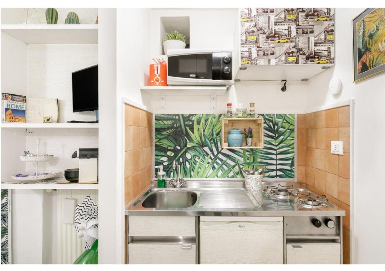Pied-A-Terre Domusuite Rhome Colosseo Roma Dış mekan fotoğraf
